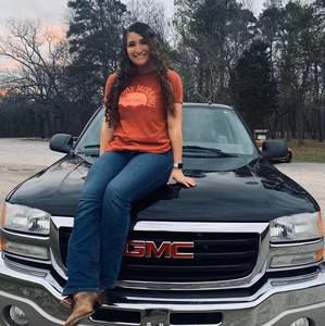 Meet your Posher, Anniepearl